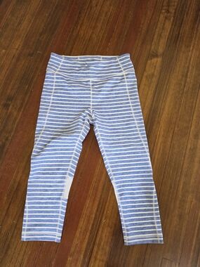 Tommy Hilfiget Medium Blue and White Striped Active Capri Leggings